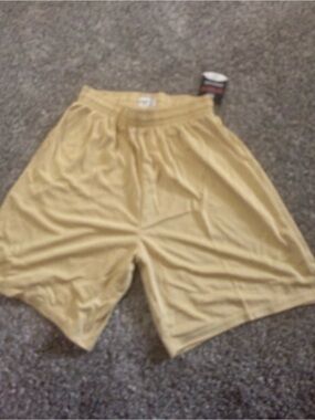 Men's Athletic Shorts in Vegas Gold XL